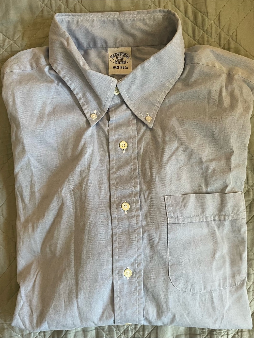 Brooks Brothers Made in USA
Pinpoint Oxford Button Down in Blue Size XL $198